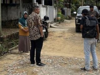 Tepati Janji, Ketua DPRD Kota Jambi Bangun Jalan Lingkungan di Alam Barajo untuk Mengenang Almarhum Raffi