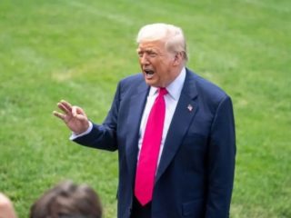 Trump Terapkan Tarif Impor Obat Hingga 100 Persen, AS Perketat Industri Farmasi Demi Keamanan Nasional