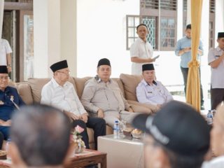 Reses Ketua DPRD Kota Jambi di Telanaipura, Serap Aspirasi Warga dan Salurkan 400 Paket Sembako