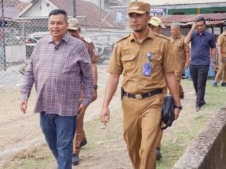 Ketua DPRD Kota Jambi Tinjau Pelebaran Drainase Solok Sipin, Solusi Atasi Banjir Mulai Terlihat